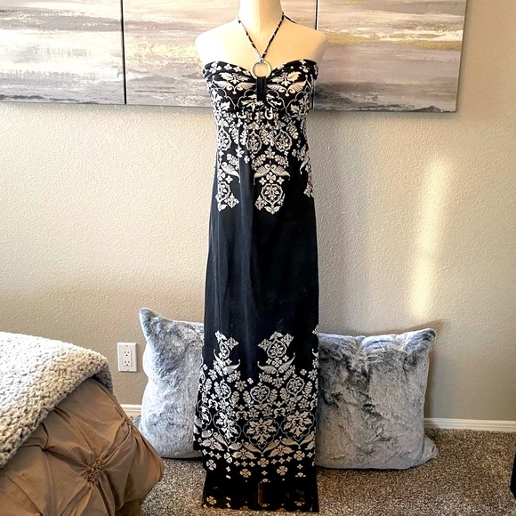 Dresses & Skirts - Maxi Halter Dress